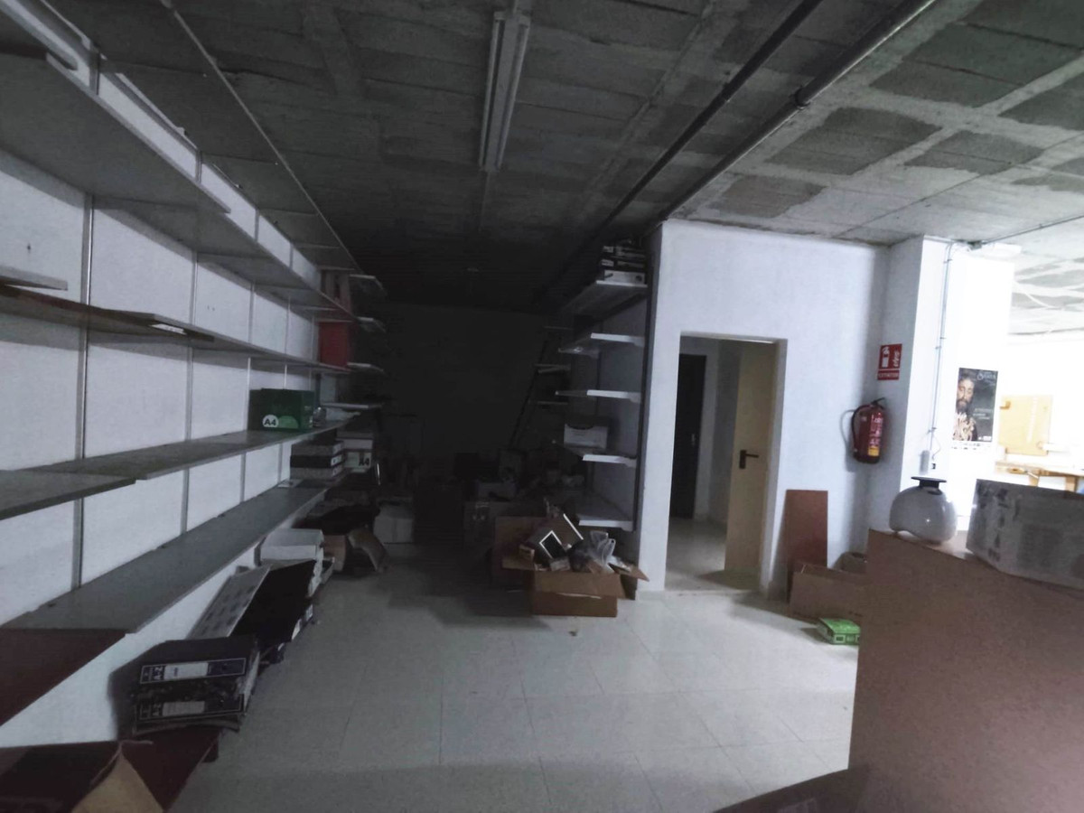 Se vende Local comercial  en Costa Del Sol, Málaga, España