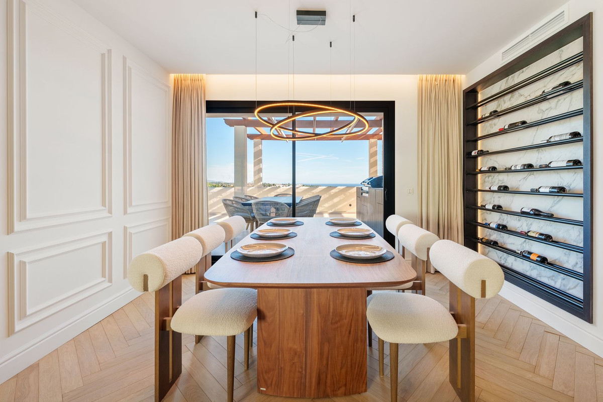 3 Bed Apartment for sale in Nueva Andalucía Costa Del Sol, Málaga, Spain