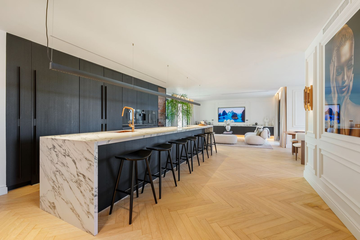 3 Bed Apartment for sale in Nueva Andalucía Costa Del Sol, Málaga, Spain