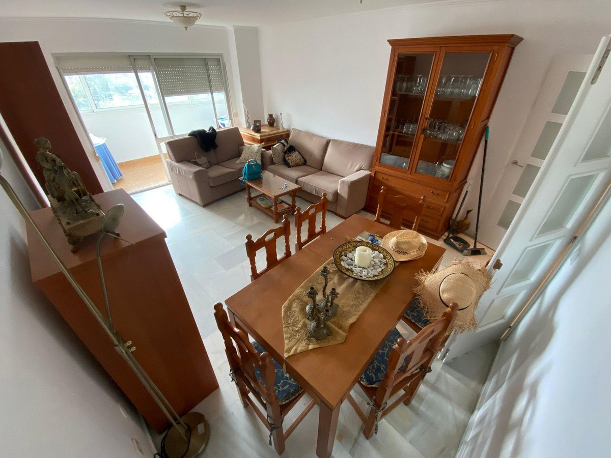 3 Bed Apartment for sale in Fuengirola Costa Del Sol, Málaga, Spain