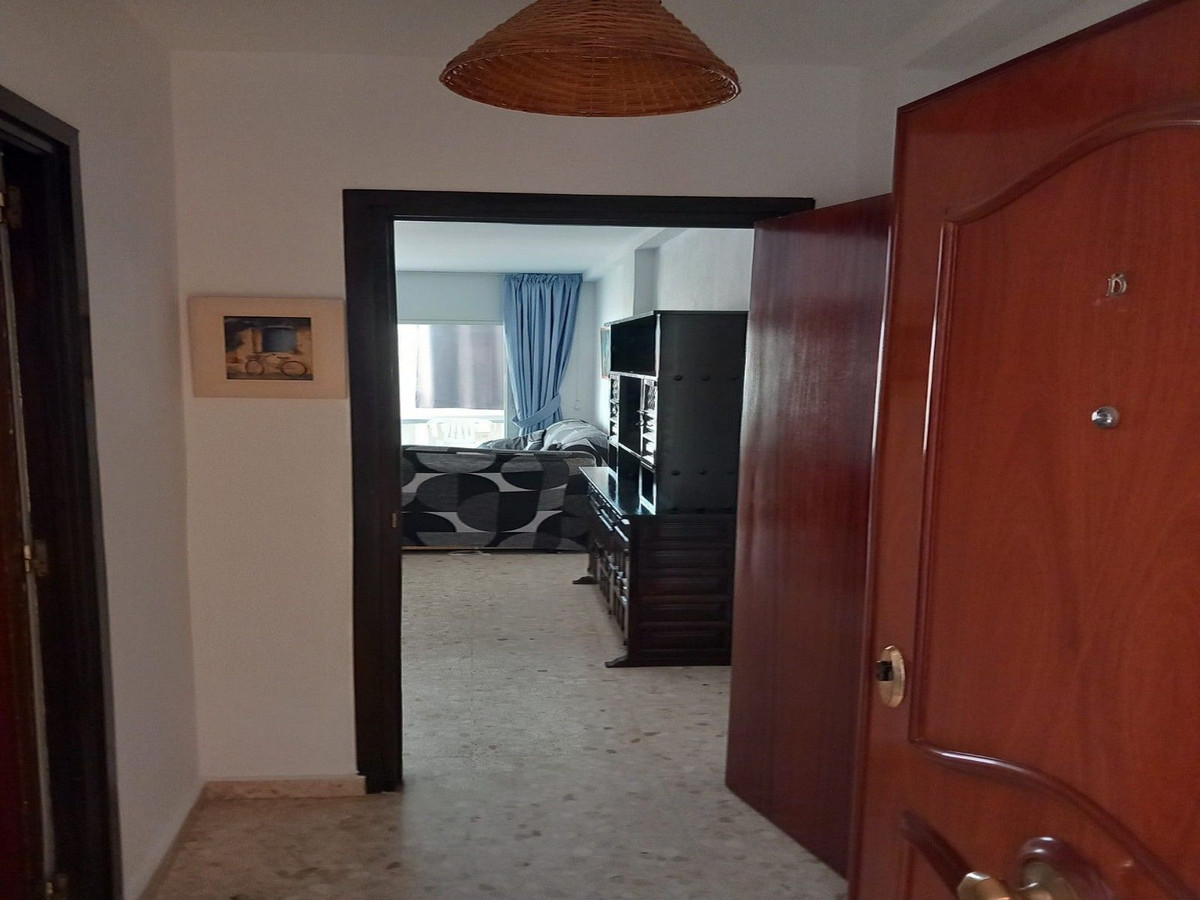 3 Bed Apartment for sale in Fuengirola Costa Del Sol, Málaga, Spain