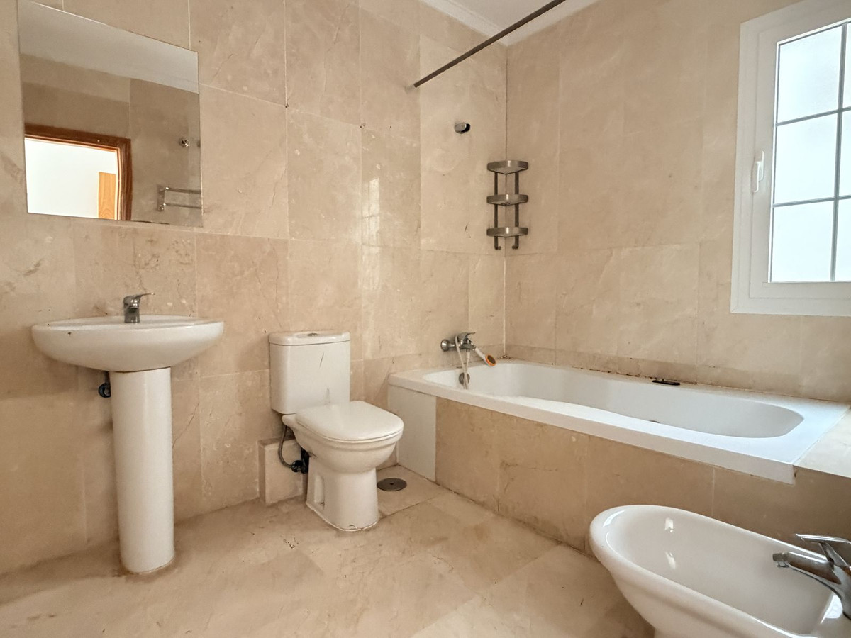 Se vende Adosada de 4 dormitorios en Costa Del Sol, Málaga, España