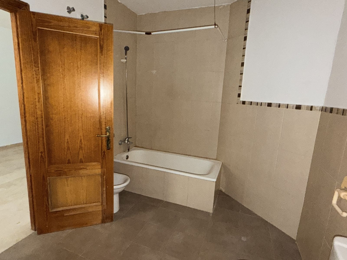 Se vende Adosada de 4 dormitorios en Costa Del Sol, Málaga, España