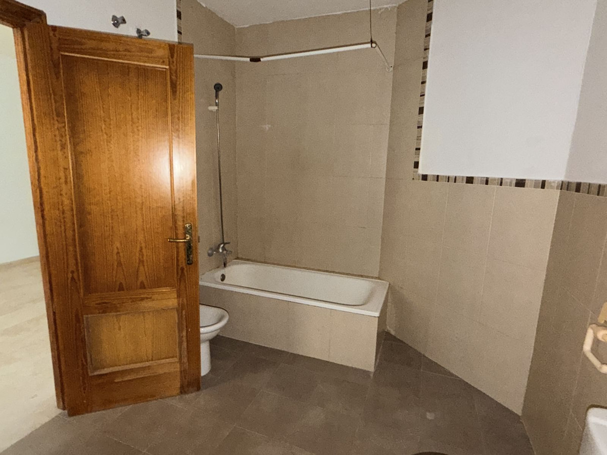 Se vende Adosada de 4 dormitorios en Costa Del Sol, Málaga, España