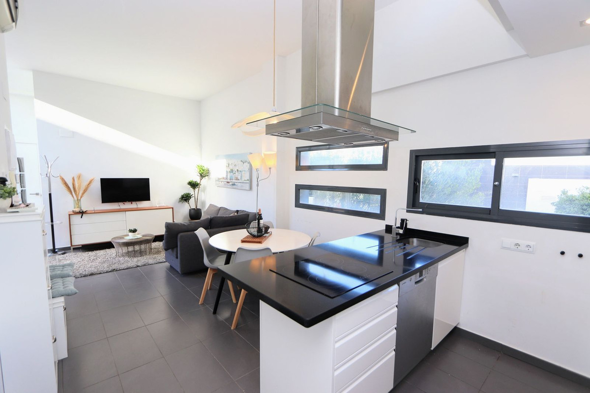 Se vende Villa - Chalet de 3 dormitorios en Costa Blanca, Alicante, España