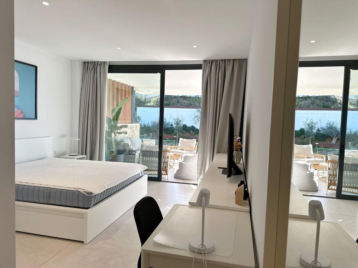 2 Bed Apartment for sale in Cabopino Costa Del Sol, Málaga, Spain
