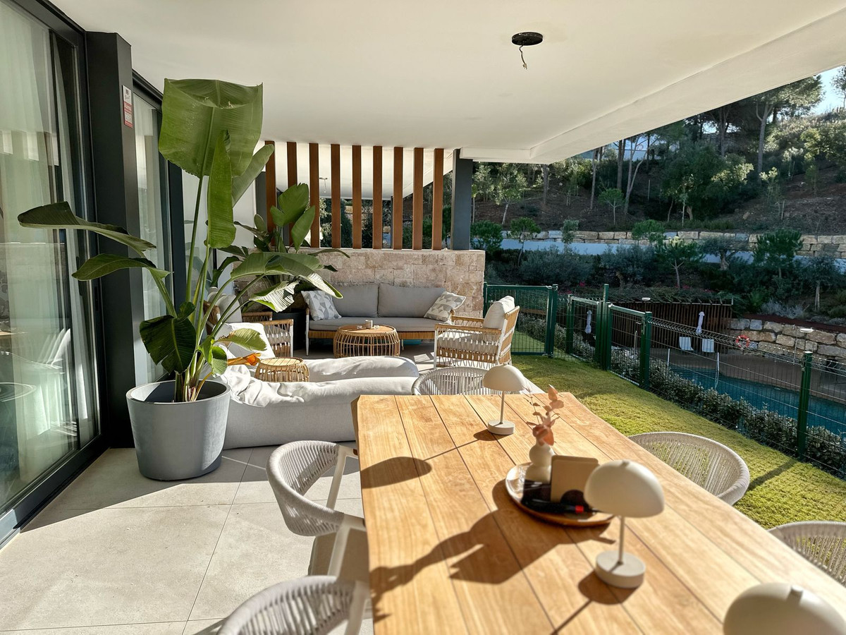 2 Bed Apartment for sale in Cabopino Costa Del Sol, Málaga, Spain