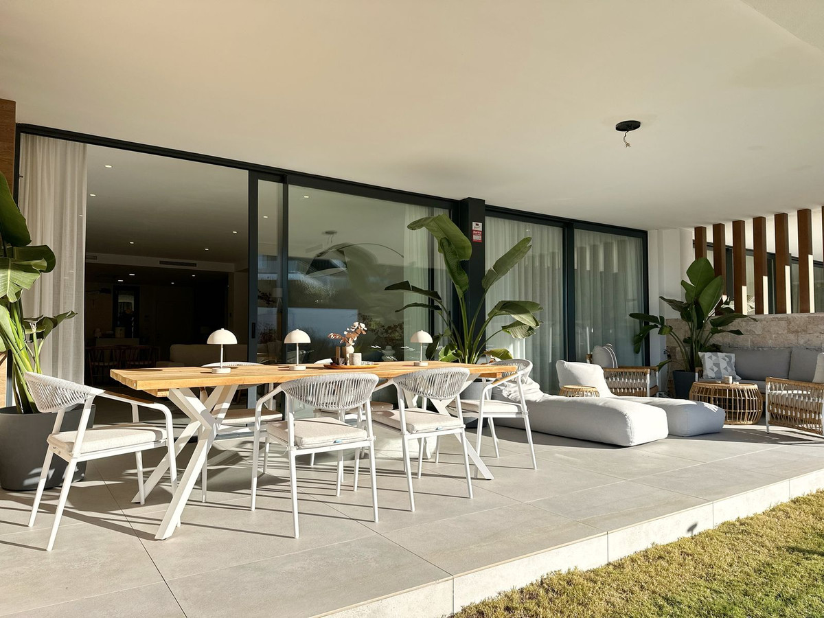 2 Bed Apartment for sale in Cabopino Costa Del Sol, Málaga, Spain