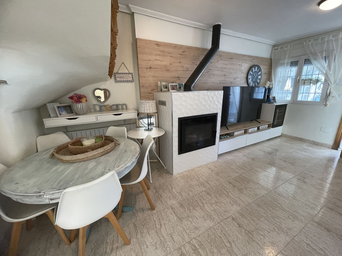 Se vende Pareada de 3 dormitorios en Costa Blanca, Alicante, España