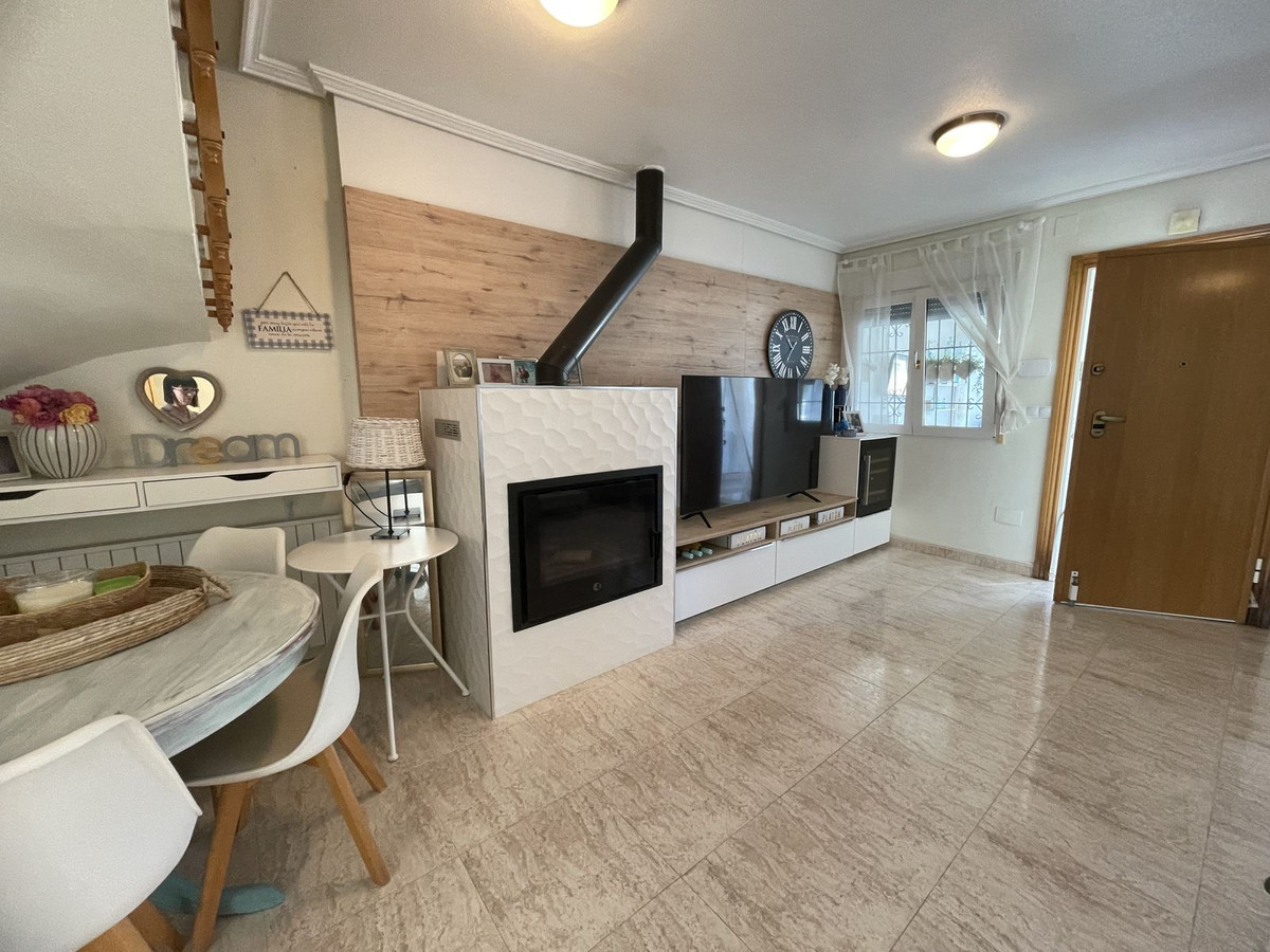 Se vende Pareada de 3 dormitorios en Costa Blanca, Alicante, España