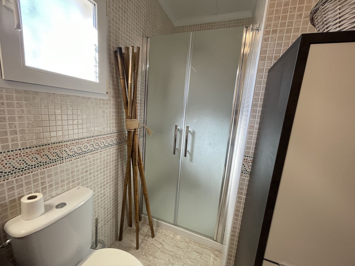 Se vende Pareada de 3 dormitorios en Costa Blanca, Alicante, España