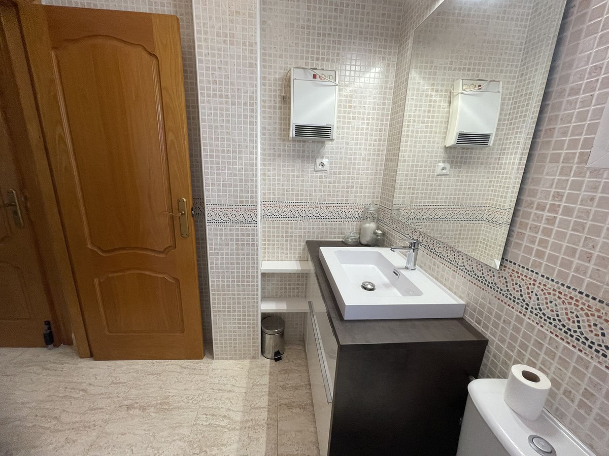Se vende Pareada de 3 dormitorios en Costa Blanca, Alicante, España