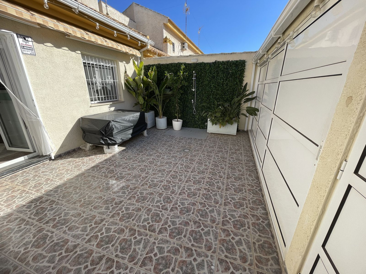 Se vende Pareada de 3 dormitorios en Costa Blanca, Alicante, España