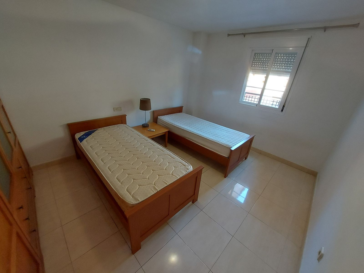 3 Bed Apartment for sale in La Duquesa Costa Del Sol, Málaga, Spain