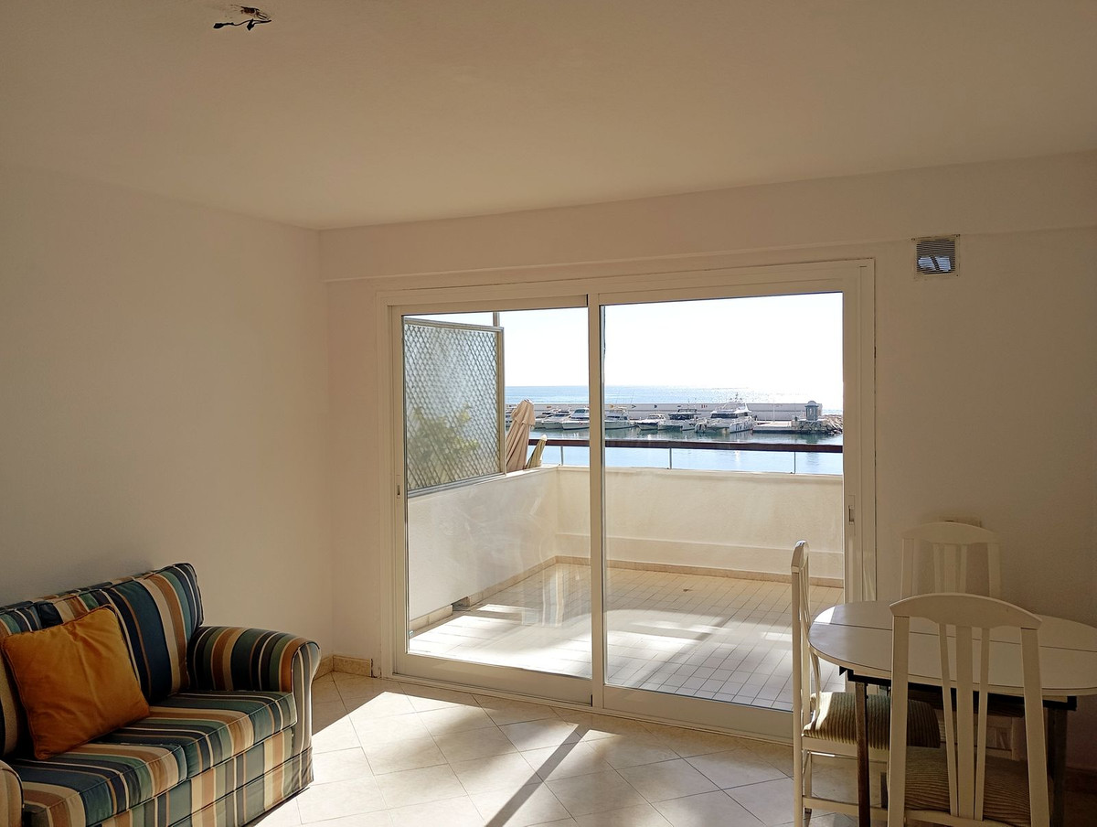1 Bed Apartment for sale in Marbella Costa Del Sol, Málaga, Spain