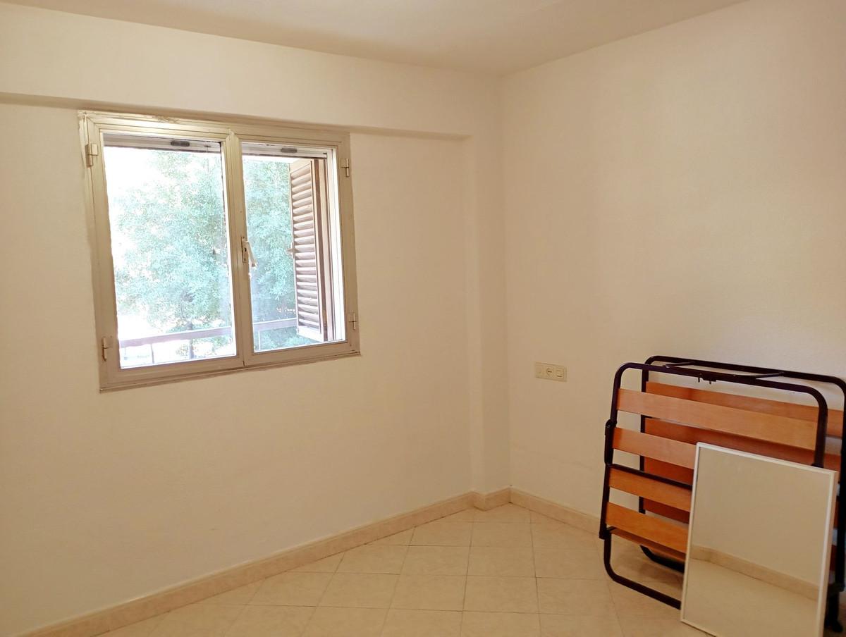 1 Bed Apartment for sale in Marbella Costa Del Sol, Málaga, Spain