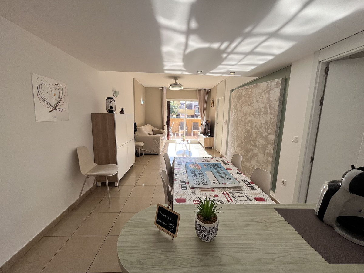Se vende Apartamento Planta Media de 2 dormitorios en Costa Blanca, Alicante, España