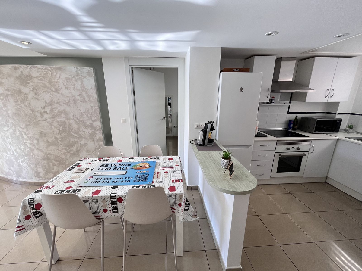 Se vende Apartamento Planta Media de 2 dormitorios en Costa Blanca, Alicante, España