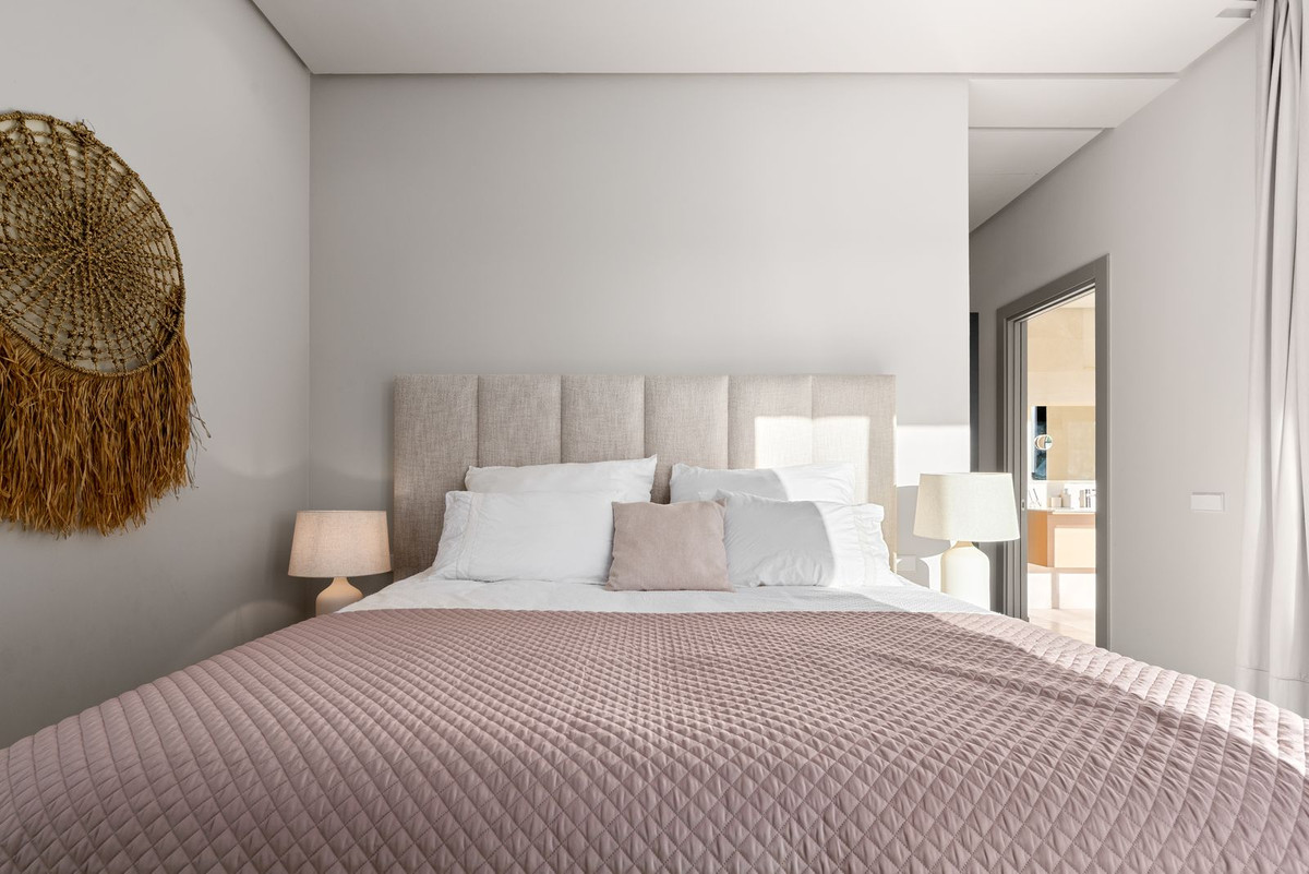 Se vende Villa - Chalet de 5 dormitorios en Costa Del Sol, Málaga, España