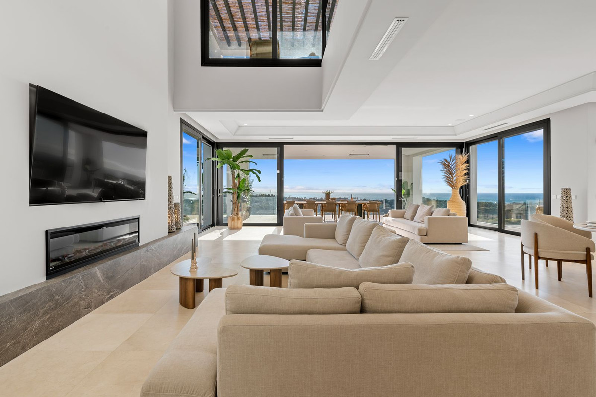 Se vende Villa - Chalet de 5 dormitorios en Costa Del Sol, Málaga, España