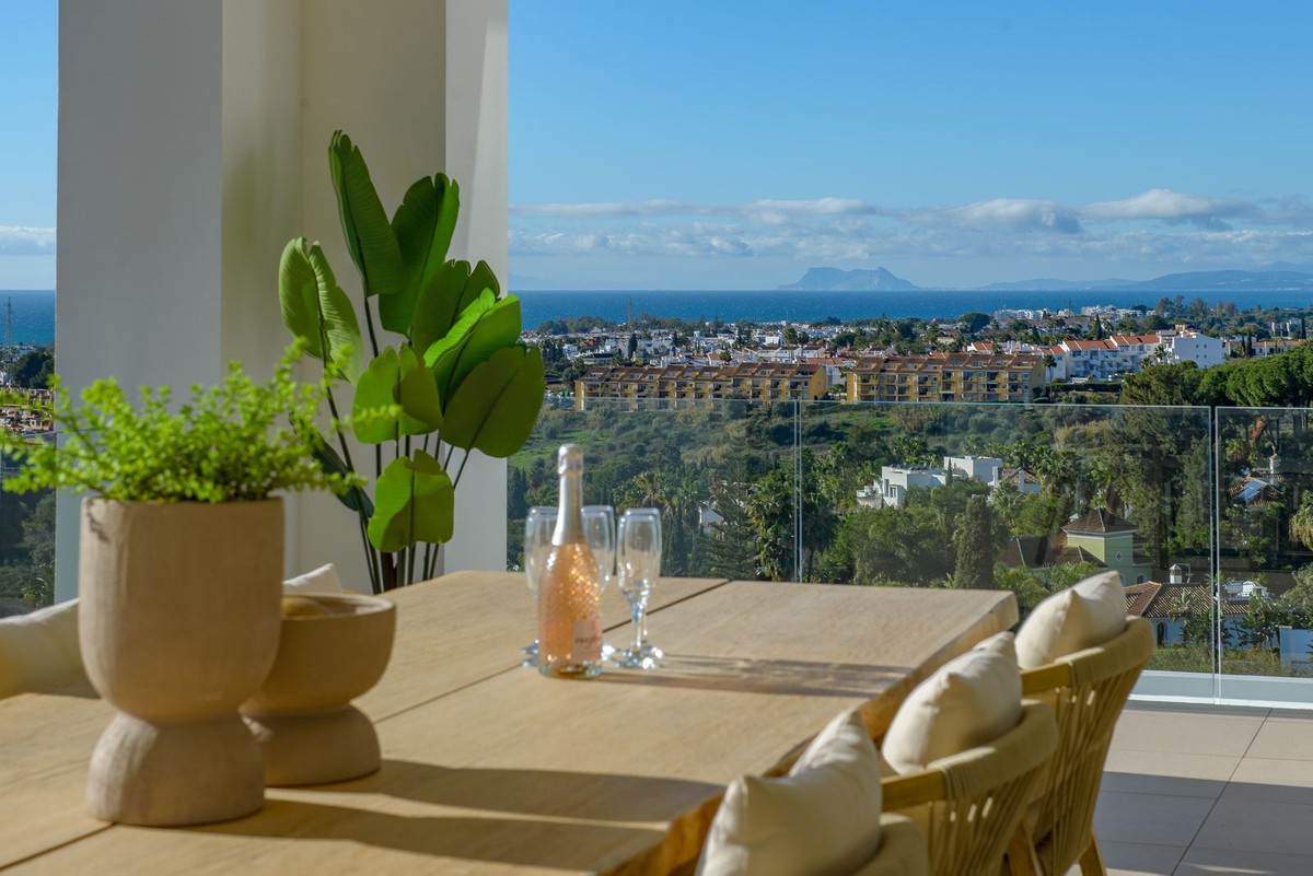 Se vende Villa - Chalet de 5 dormitorios en Costa Del Sol, Málaga, España