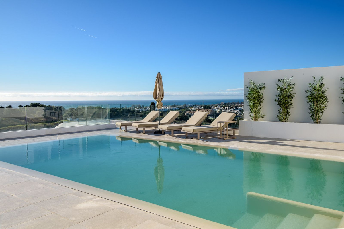Se vende Villa - Chalet de 5 dormitorios en Costa Del Sol, Málaga, España
