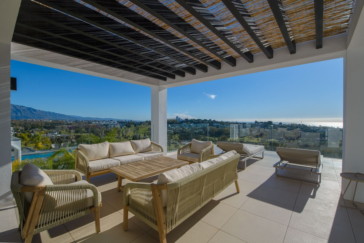 Se vende Villa - Chalet de 5 dormitorios en Costa Del Sol, Málaga, España