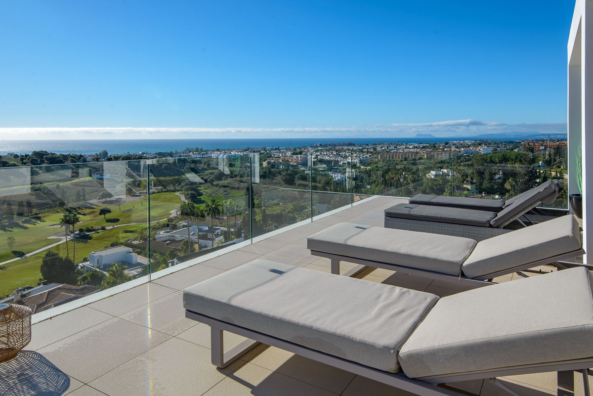 Se vende Villa - Chalet de 5 dormitorios en Costa Del Sol, Málaga, España