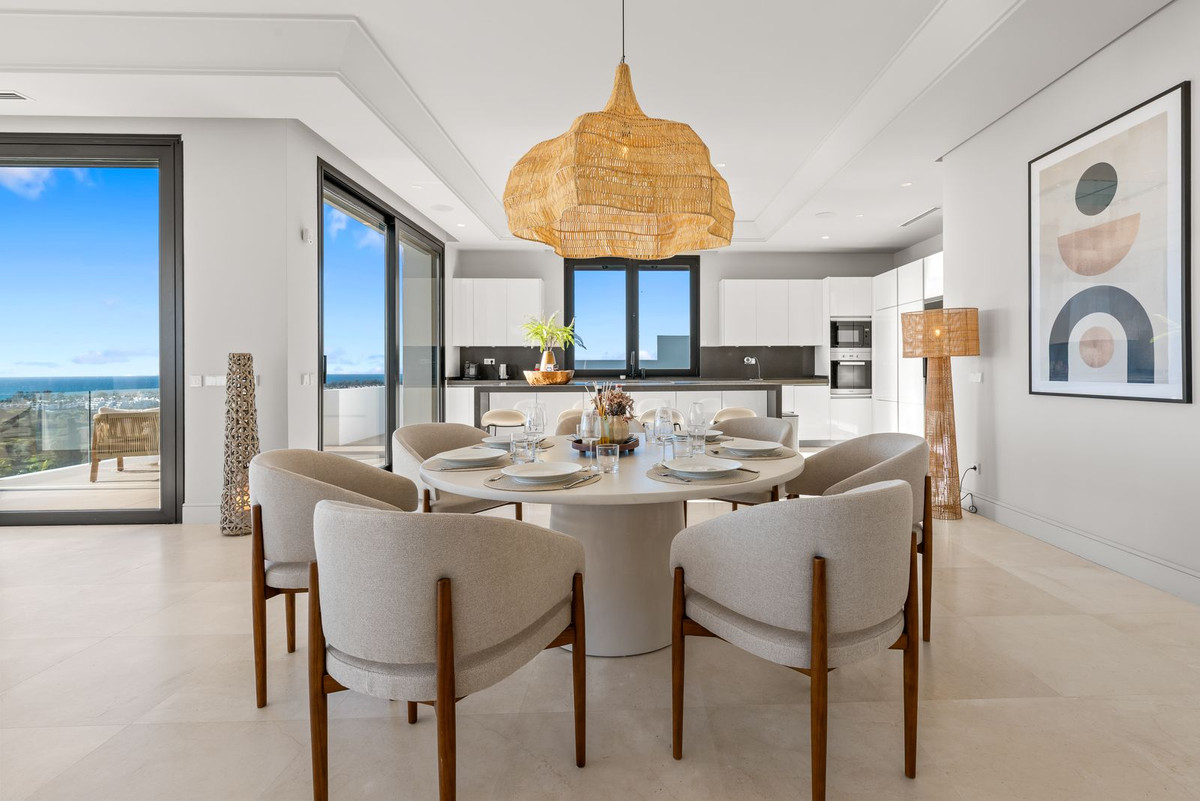 Se vende Villa - Chalet de 5 dormitorios en Costa Del Sol, Málaga, España