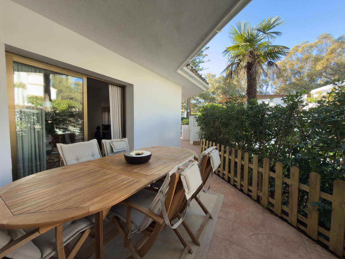 4 Bed Apartment for sale in Elviria Costa Del Sol, Málaga, Spain