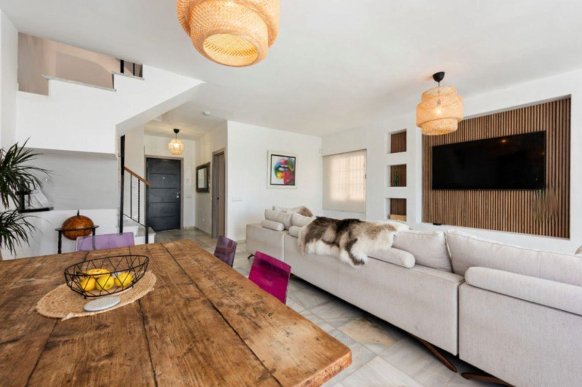 4 Bed Townhouse for sale in New Golden Mile Costa Del Sol, Málaga, Spain