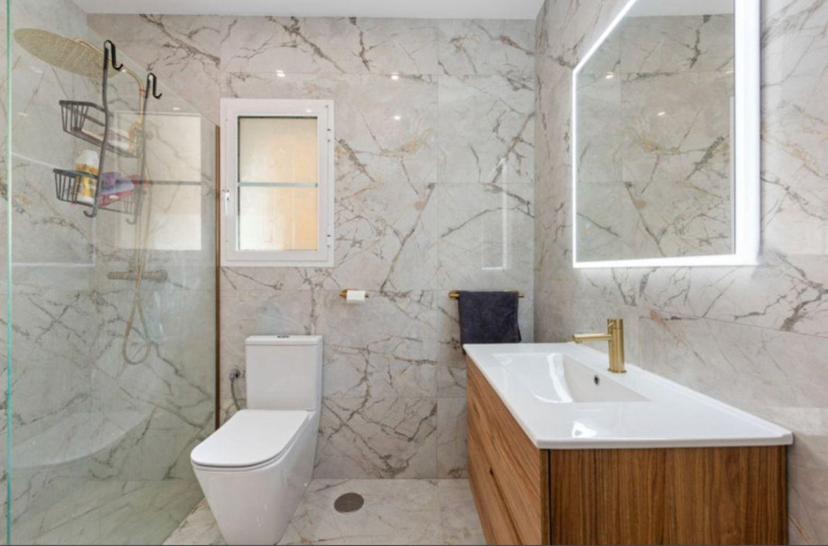 4 Bed Townhouse for sale in New Golden Mile Costa Del Sol, Málaga, Spain