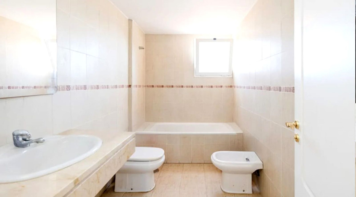 Se vende Ático de 2 dormitorios en Costa Del Sol, Málaga, España