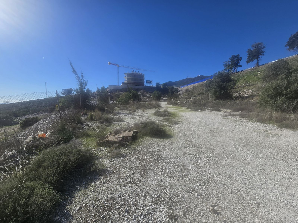 Se vende Terreno Urbano  en Costa Del Sol, Málaga, España