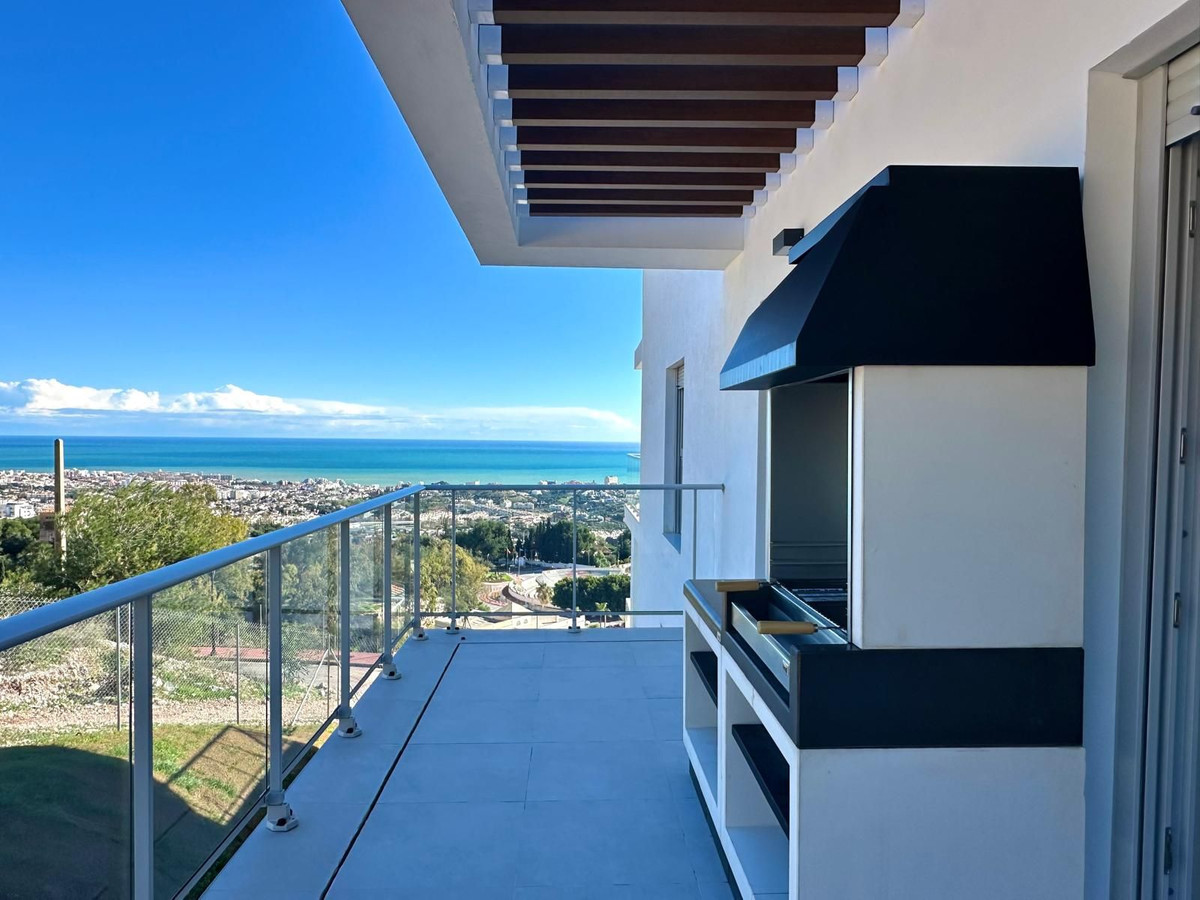 3 Bed Apartment for sale in Benalmadena Costa Del Sol, Málaga, Spain