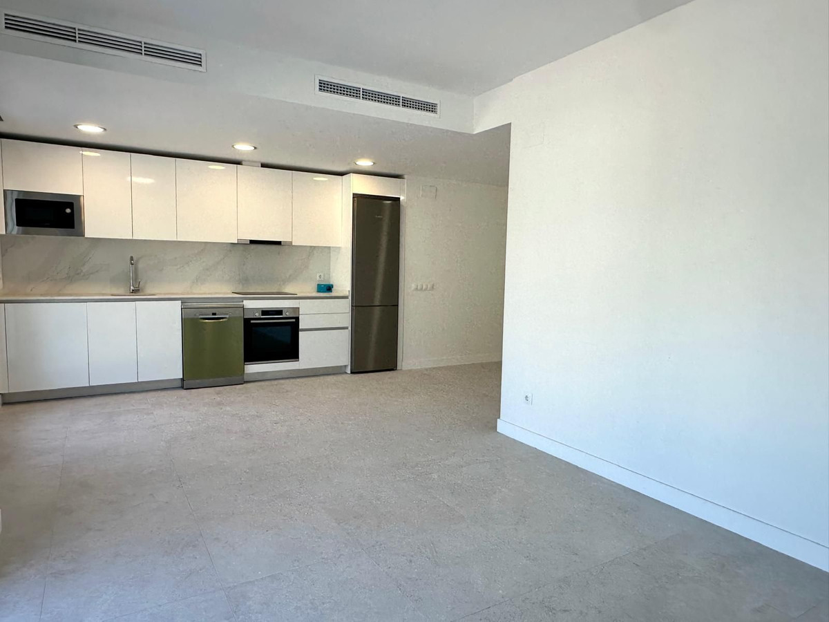 3 Bed Apartment for sale in Benalmadena Costa Del Sol, Málaga, Spain