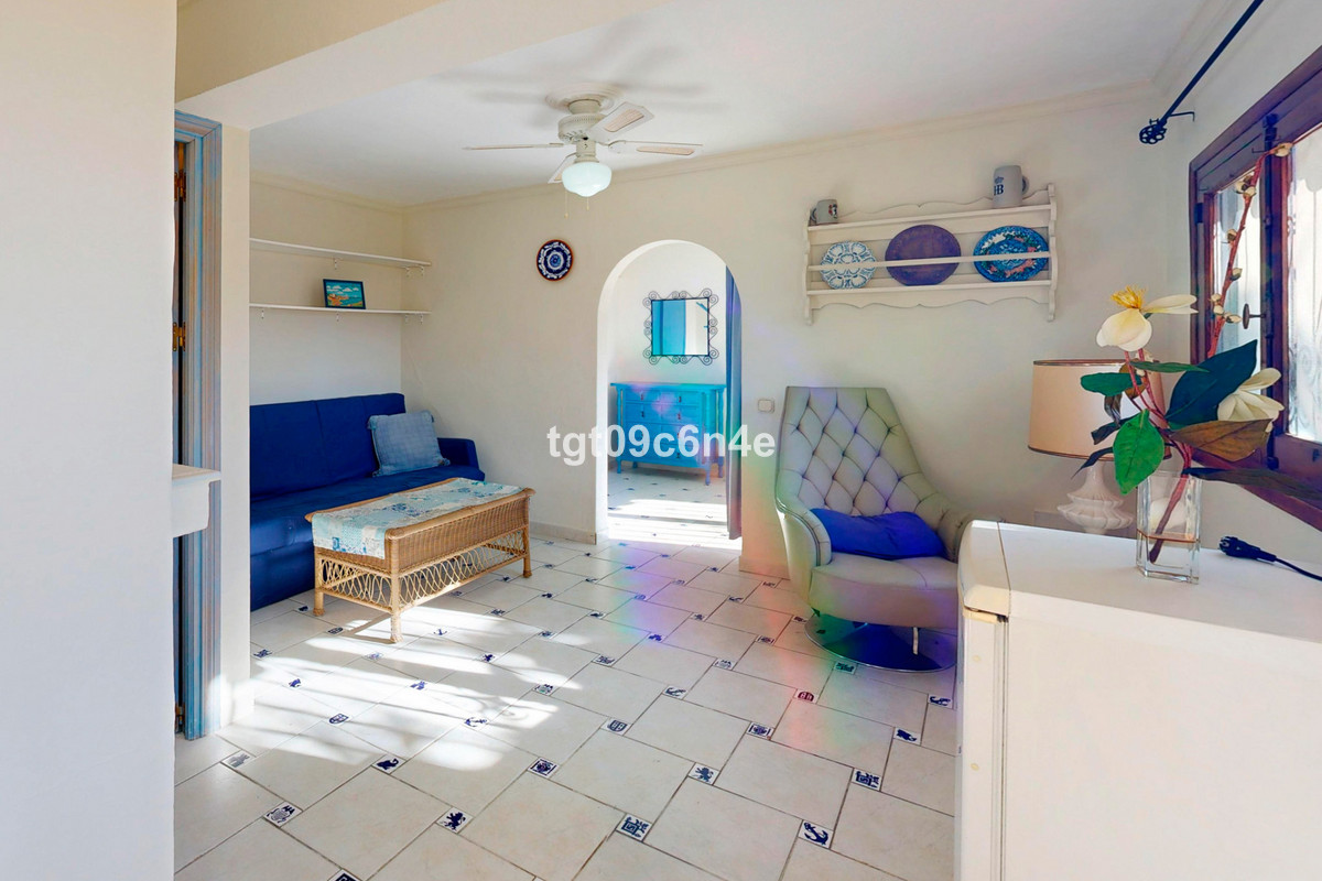 5 Bed Townhouse for sale in Marbella Costa Del Sol, Málaga, Spain