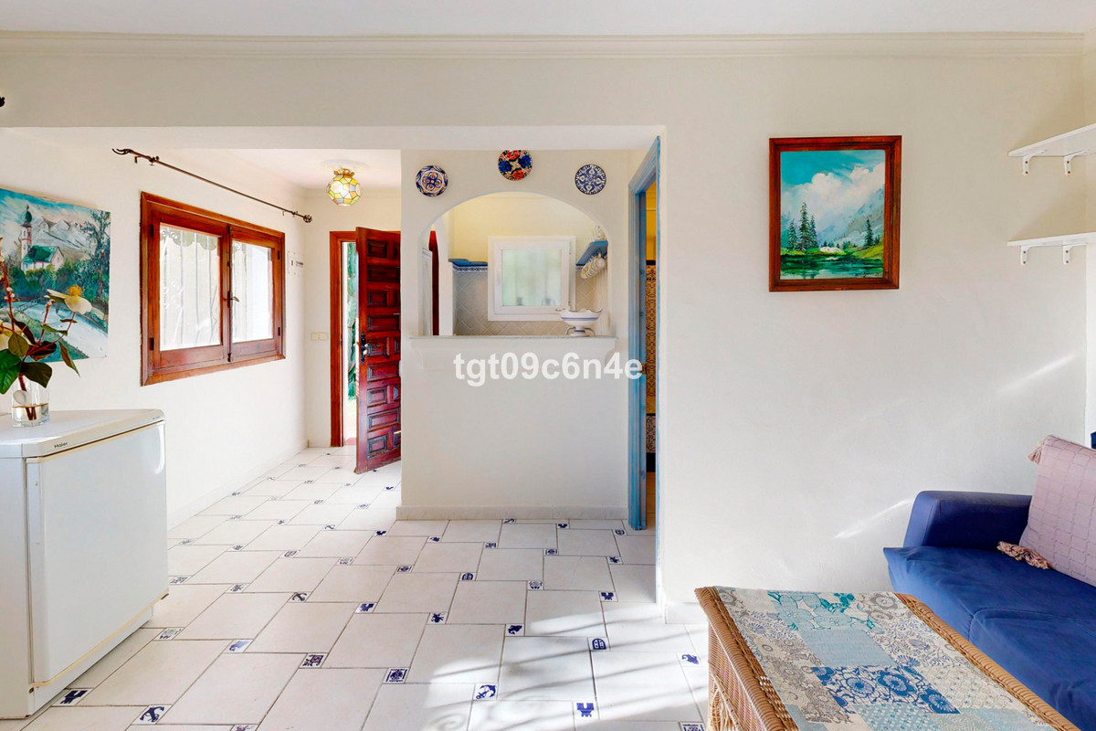 5 Bed Townhouse for sale in Marbella Costa Del Sol, Málaga, Spain