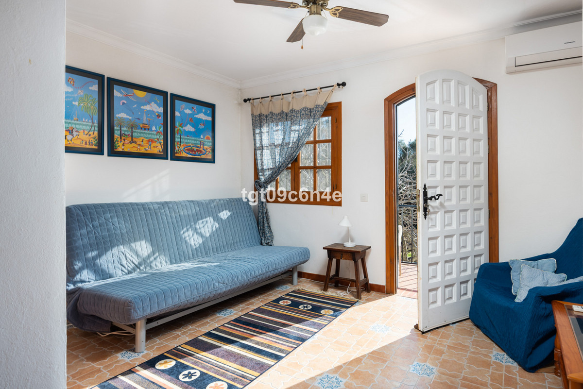 5 Bed Townhouse for sale in Marbella Costa Del Sol, Málaga, Spain