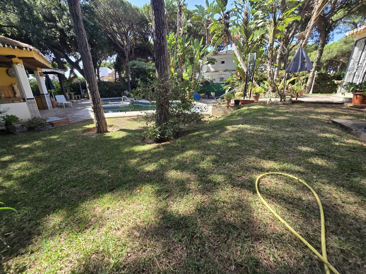 Se vende Villa - Chalet de 4 dormitorios en Costa Del Sol, Málaga, España