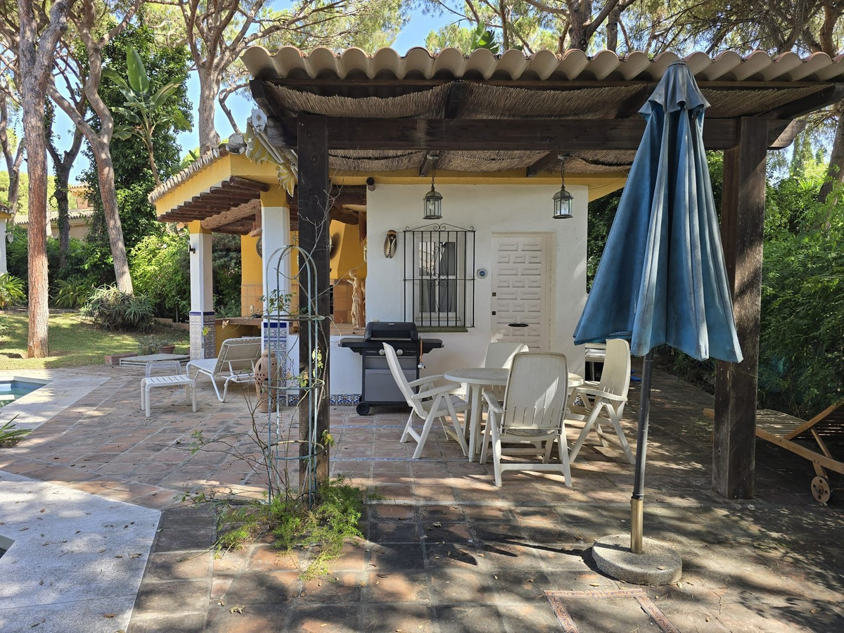 Se vende Villa - Chalet de 4 dormitorios en Costa Del Sol, Málaga, España