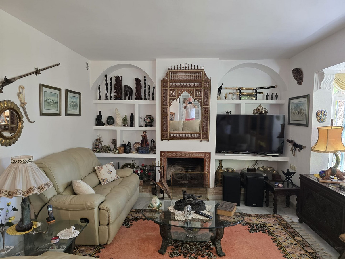 Se vende Villa - Chalet de 4 dormitorios en Costa Del Sol, Málaga, España