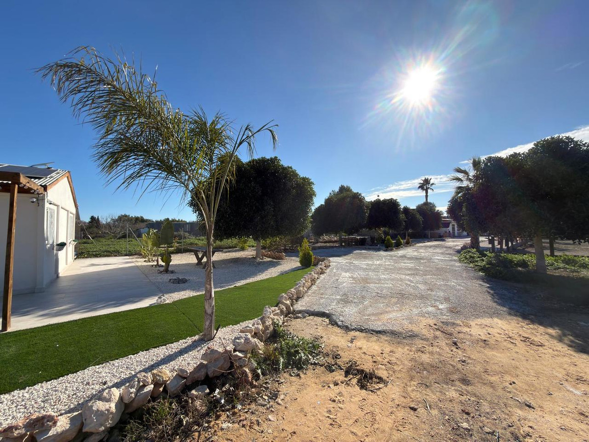 2 Bed Townhouse for sale in Algorfa Costa Blanca, Alicante, Spain