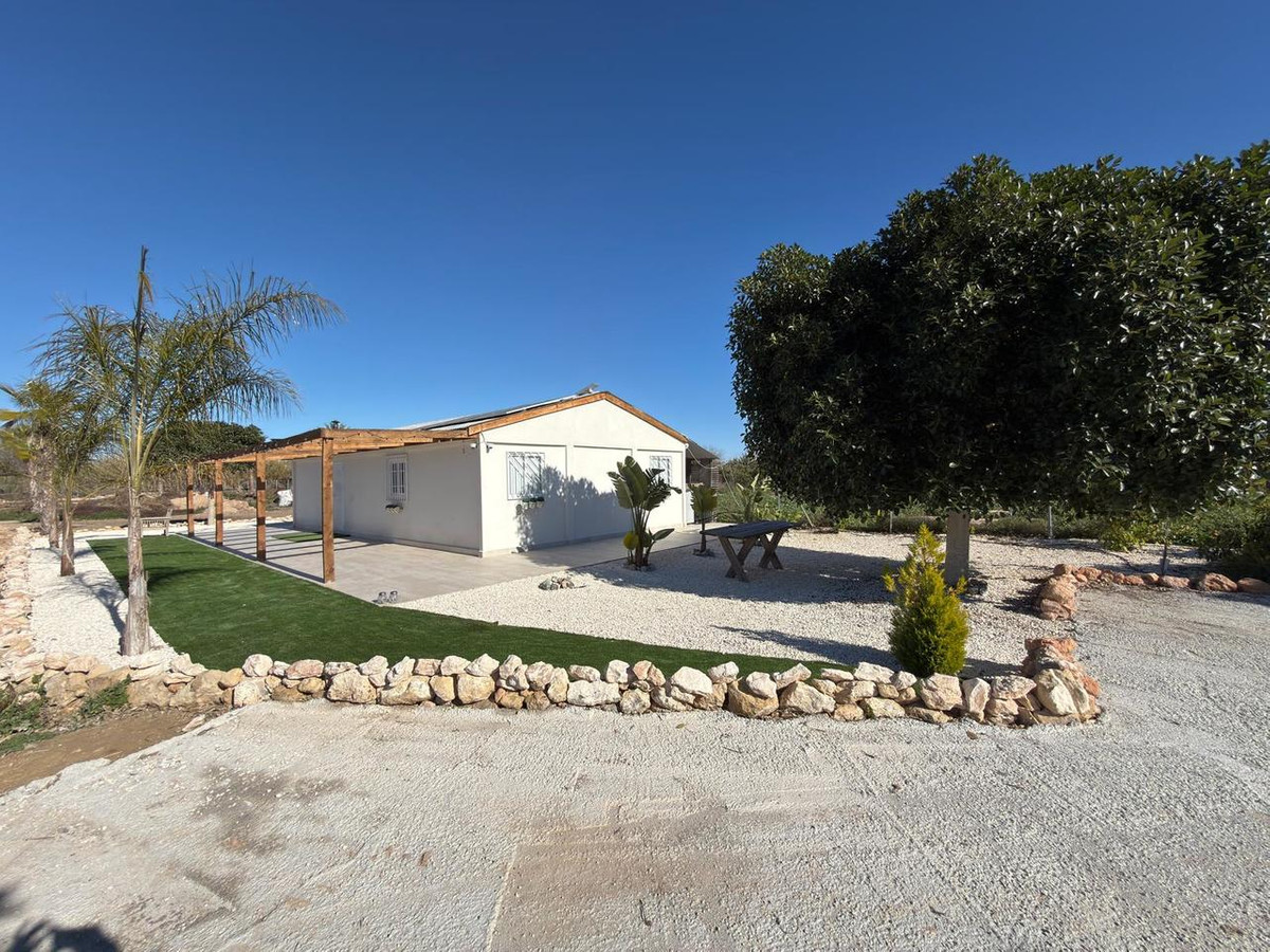 2 Bed Townhouse for sale in Algorfa Costa Blanca, Alicante, Spain