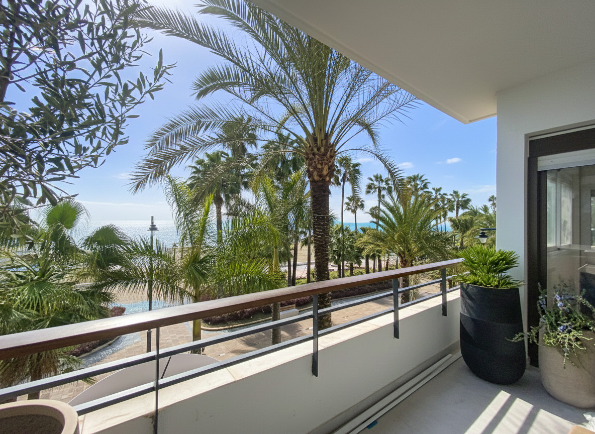 2 Bed Apartment for sale in Estepona Costa Del Sol, Málaga, Spain