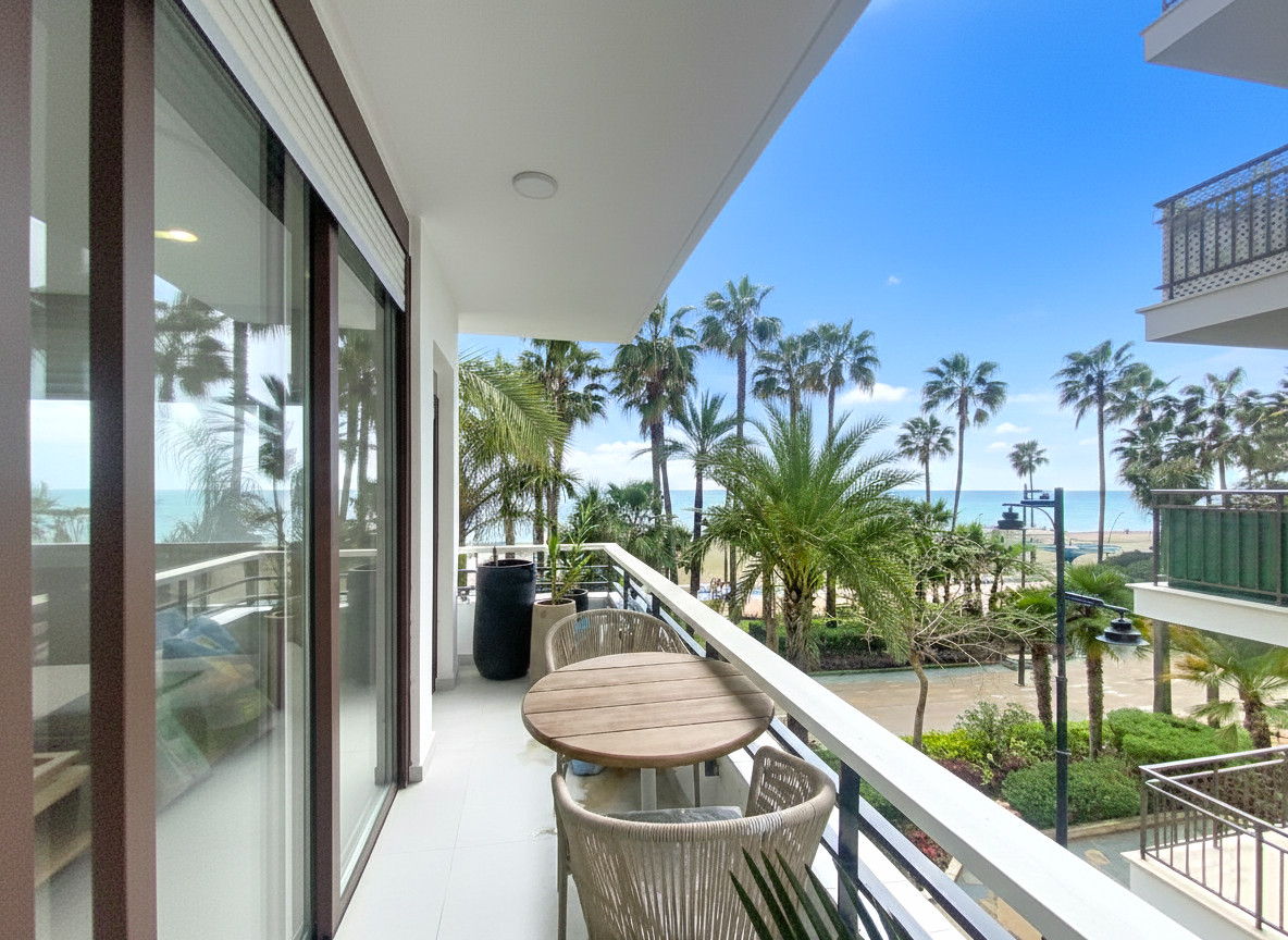 2 Bed Apartment for sale in Estepona Costa Del Sol, Málaga, Spain