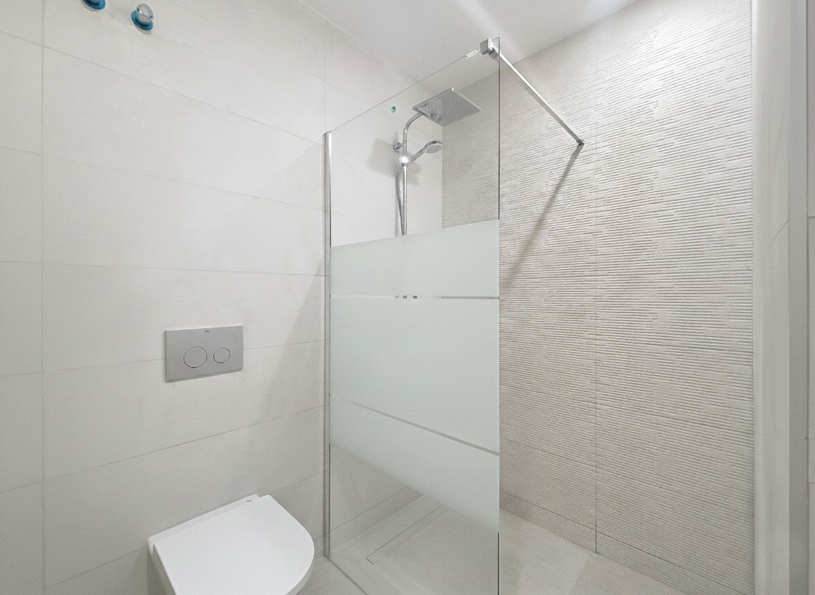 2 Bed Apartment for sale in Estepona Costa Del Sol, Málaga, Spain