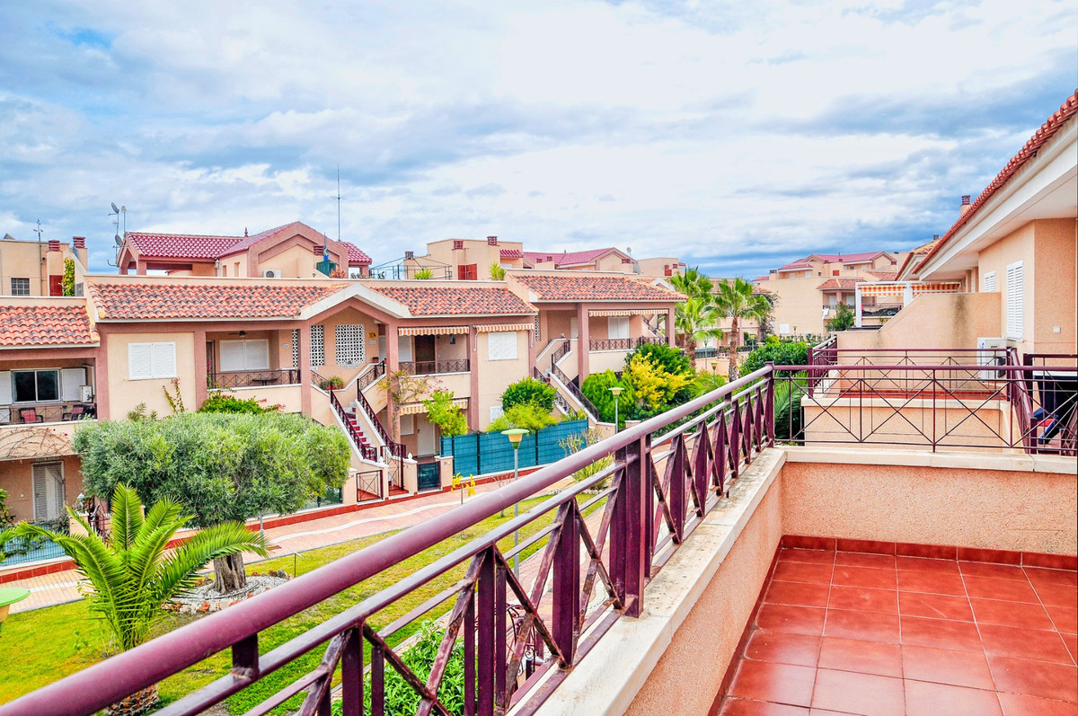 Se vende Apartamento Planta Baja de 2 dormitorios en Costa Blanca, Alicante, España