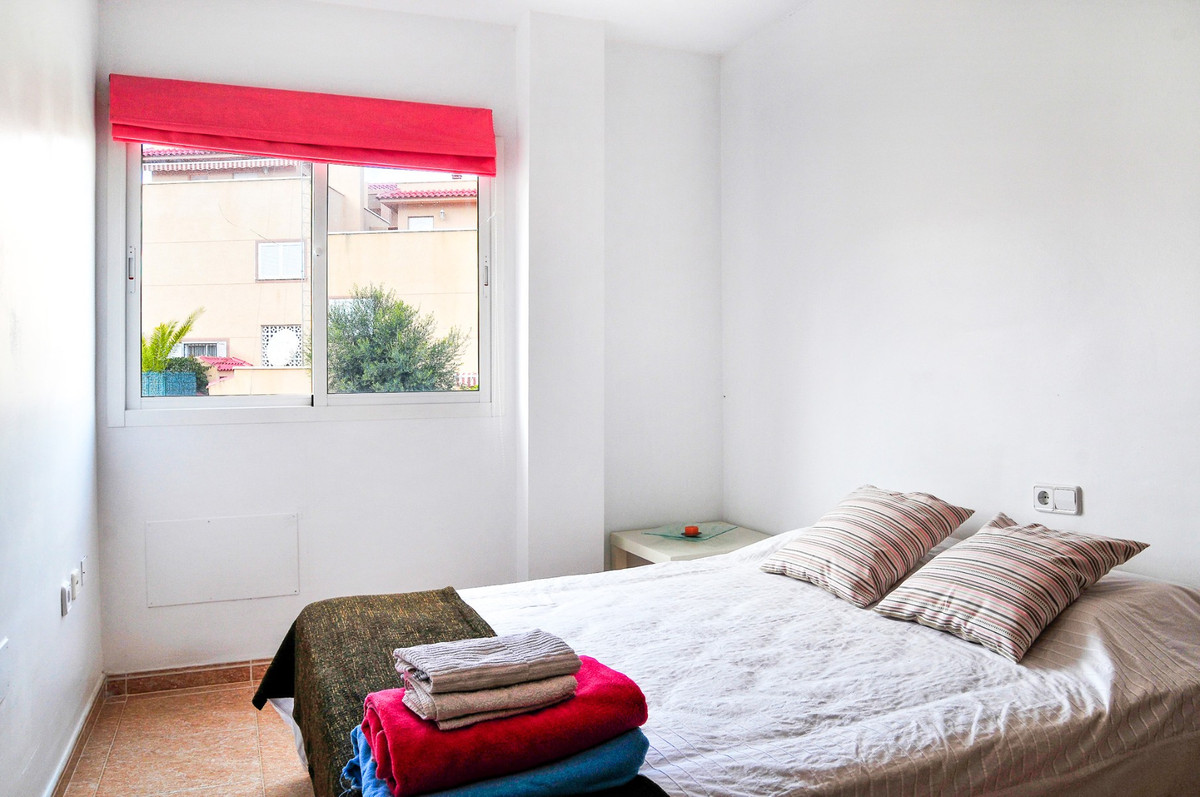 Se vende Apartamento Planta Baja de 2 dormitorios en Costa Blanca, Alicante, España