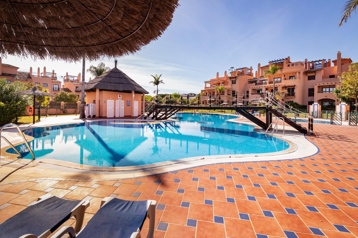 4 Bed Apartment for sale in Hacienda Del Sol Costa Del Sol, Málaga, Spain
